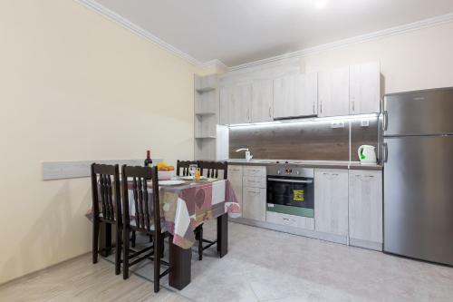 Wifi 1bedroom Apartment With Kitchen Yh