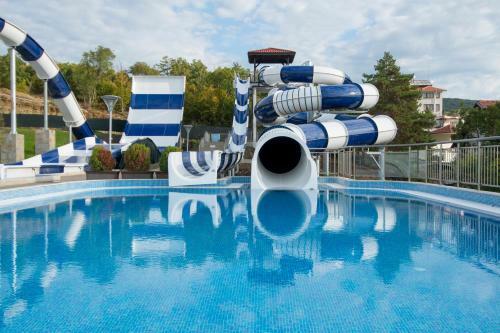 Hotel Nevis Resort & Aqua Park - All Inclusive