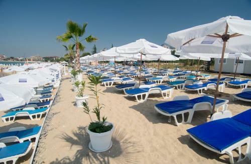 Hotel Nevis Resort & Aqua Park - All Inclusive