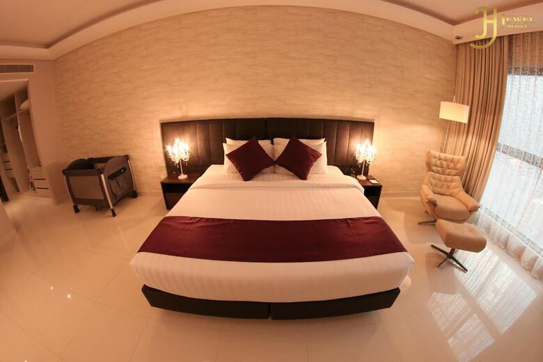 Atiram Jewel Hotel