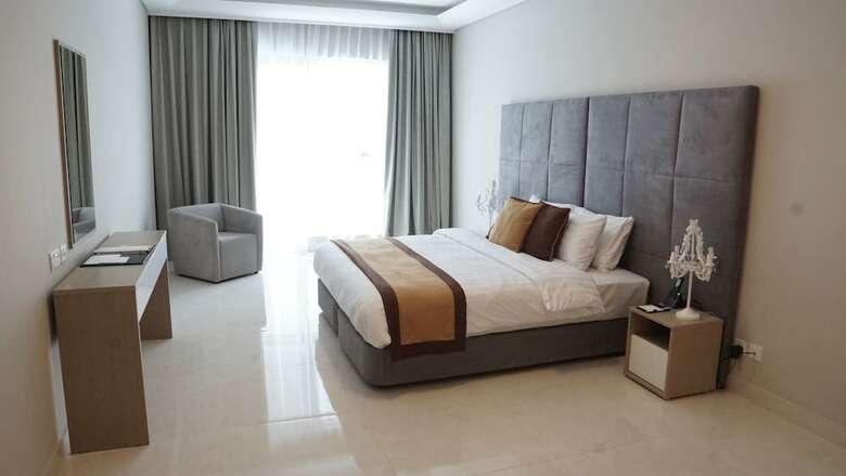 Atiram Jewel Hotel