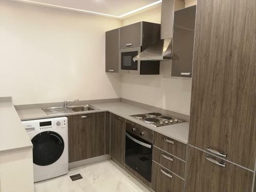Hotel Infinity Juffair Suites