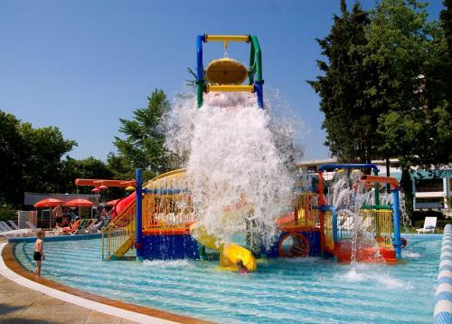 Flamingo Hotel 4*
