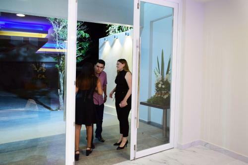 Hotel Delfines Collection Equipetrol