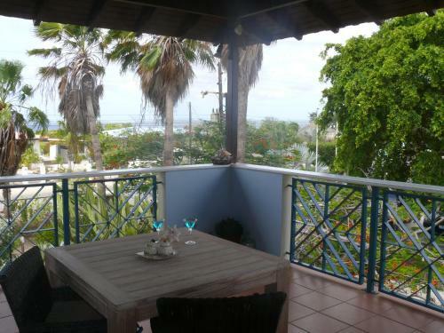 Apartment 1 And 5 In Windsock Beach Resort