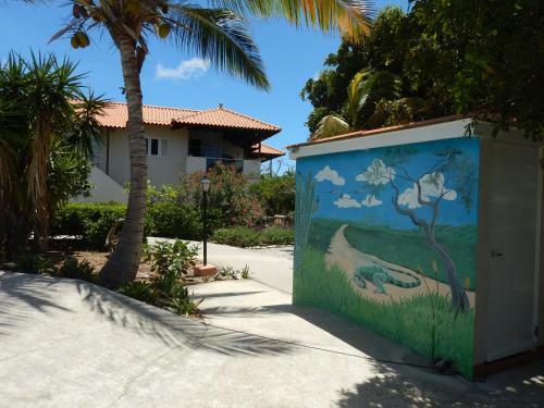 Apartment 1 And 5 In Windsock Beach Resort
