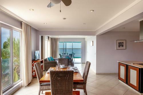 Oceanfront Apartment Dolphin At Den Laman