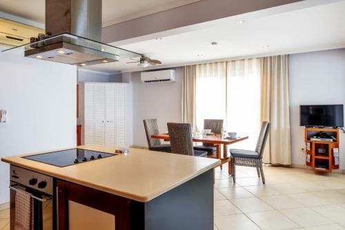 Oceanfront Apartment Dolphin At Den Laman