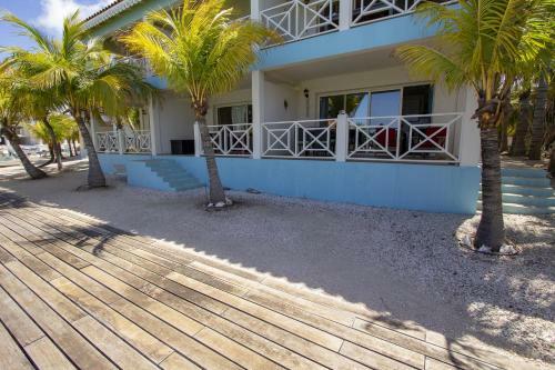 Aqua Breeze Apartment