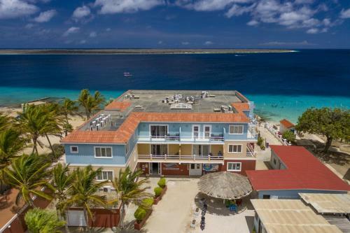 Apartamento Oceanfront Flying Fish At Den Laman