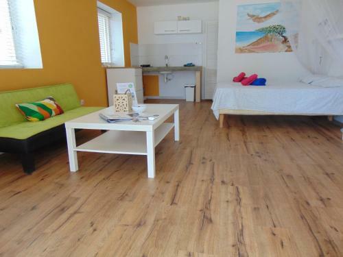 Bed & Breakfast Bnbbonaire Near The Ocean