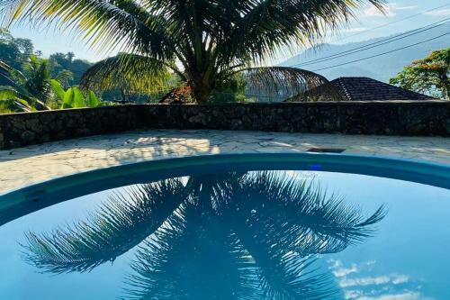 Casa Com Vista Para O Mar Em Condom�nio Em Angra