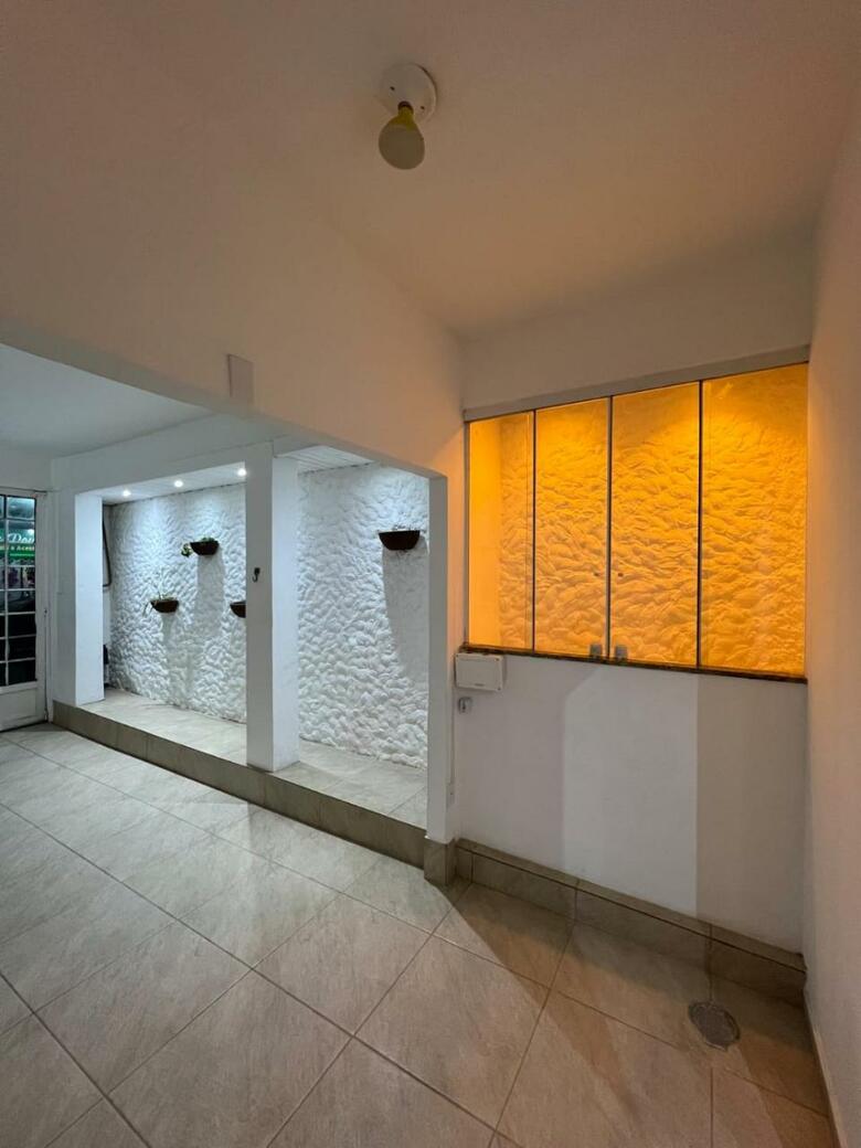 Excelente Casa Com Garagem E 3 Quartos Praia Dos Anjos