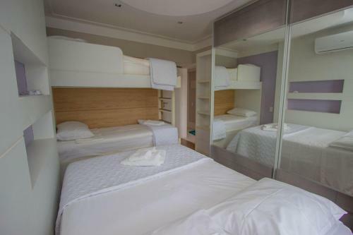 Apartamento Duplex Na Riviera � 70m Da Praia E Pr�ximo Ao Shopping.