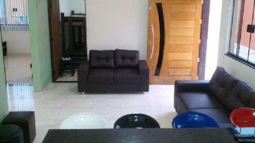 Casa Linda Com Piscina E Jogos, Pertinho Da Praia