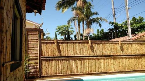 Casa Linda Com Piscina E Jogos, Pertinho Da Praia
