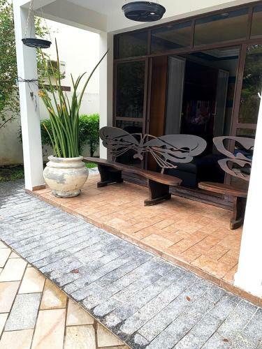 Sobrado Com Wifi, Piscina E Churrasq Em Riviera