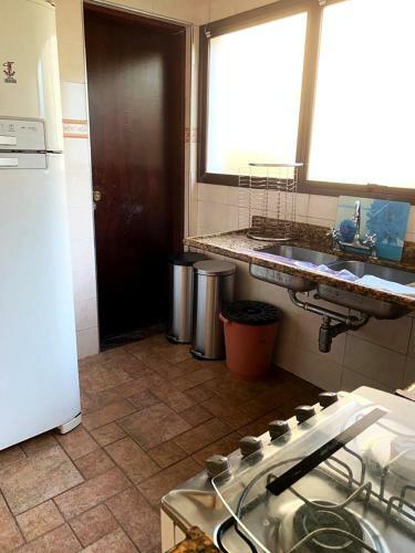 Sobrado Com Wifi, Piscina E Churrasq Em Riviera