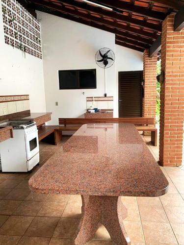 Sobrado Com Wifi, Piscina E Churrasq Em Riviera