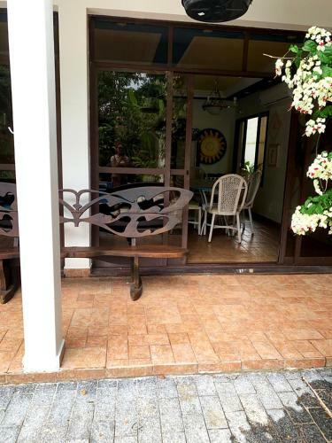 Sobrado Com Wifi, Piscina E Churrasq Em Riviera