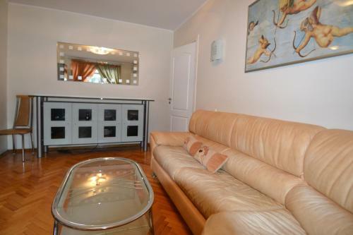 City Inn Apartment On Novaya Bashilovka