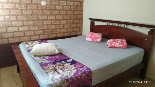 Casa Com Piscina Brotas/patrim�nio.