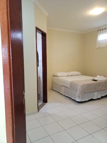 Hostal Pousada Amarela Cabo Frio