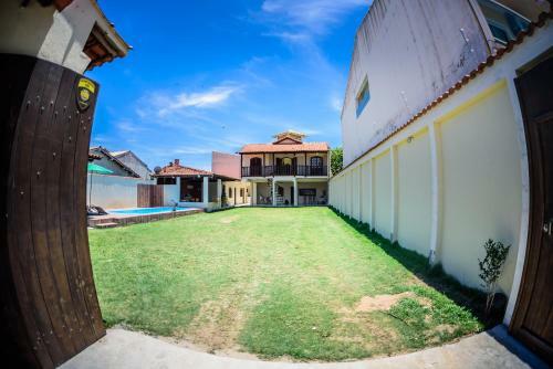 Hostal Pousada Amarela Cabo Frio