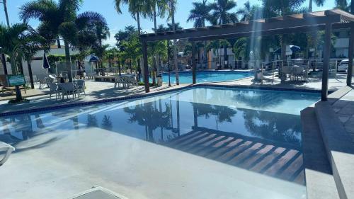 Condom�nio Diroma Resorts Internacional Flats