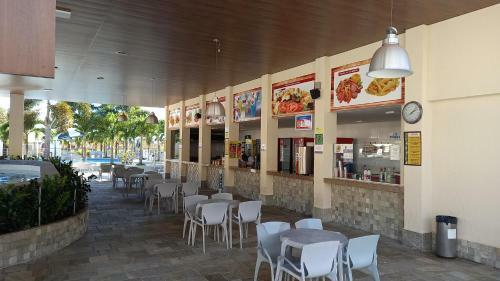 Condom�nio Diroma Resorts Internacional Flats