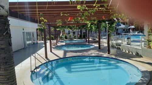 Condom�nio Diroma Resorts Internacional Flats