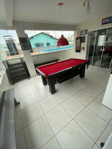 Casa Com Piscina, Churrasqueira E Sinuca