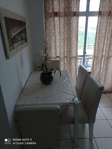 Apartamento Espa�o Apto Em Frente Uenf