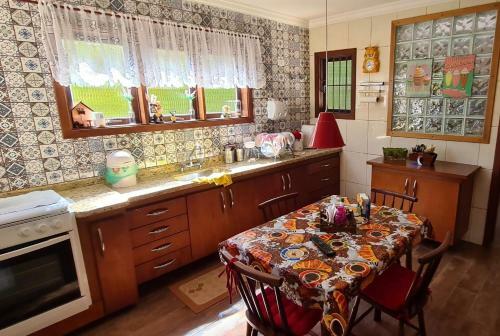 Casas 4 Su�tes Com Home Office E Area Gourmet - Excelente Internet
