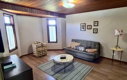 Casas 4 Su�tes Com Home Office E Area Gourmet - Excelente Internet
