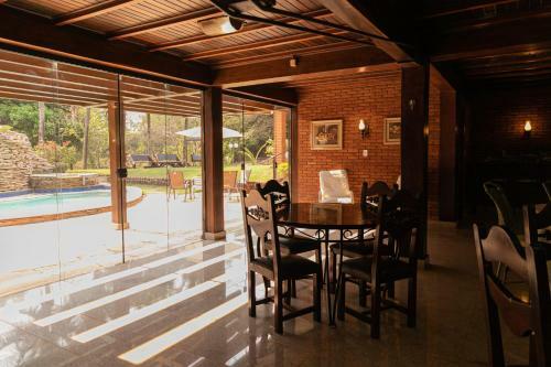 Hostal Pousada Para�so Dos Guimar�es