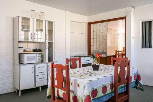 Casa Em P�tio Familiar 2 Qtos