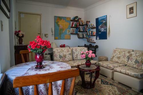 Apartamento Apto Bem Localizado Com Tv E Ar Condicionado