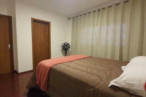 Apartamento 4 Quartos, 4 Banheiros, 150m Da Rua Coberta