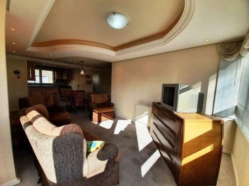 Apartamento 2 Suites Proximo Ao Centro - 500mts Rua Coberta