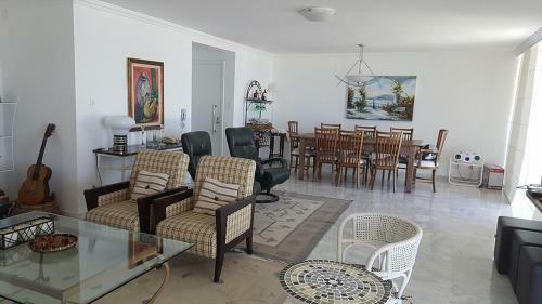 Apartamento Guaruj� Pitangueiras Frente Mar
