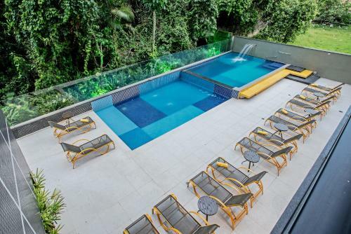 Hotel Candeias Guaruj�