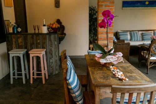 Hostal Canto Das Laranjeiras Beach Club Guaiuba