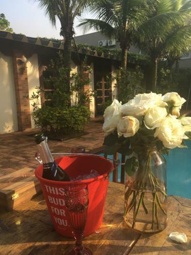 Hostal Canto Das Laranjeiras Beach Club Guaiuba