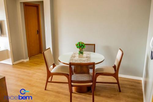Apartamento 4 Pessoas Em Bairro Tranquilo