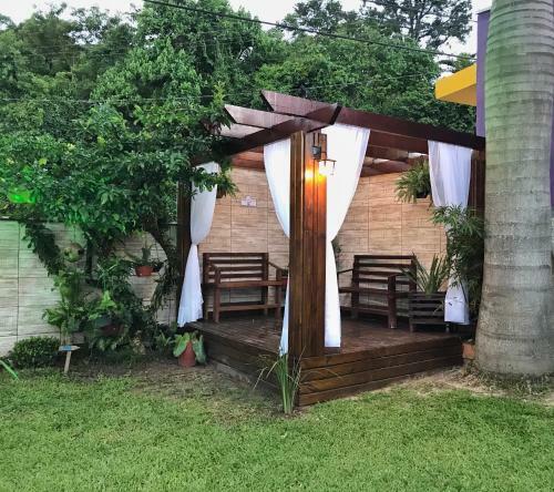 Hostal Ancorad'ouro Pousada - 1km Do Beto Carrero