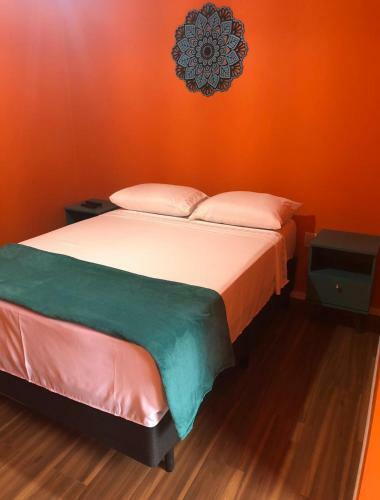 Hostal Mundo Livre Guest House