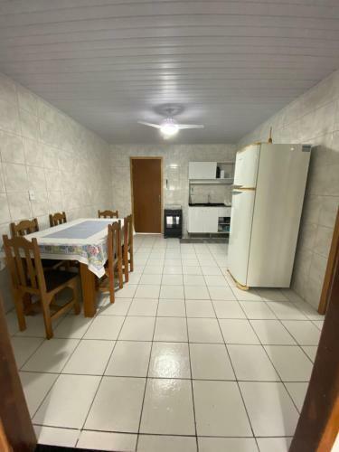 Apartamento Pr�ximo Ao Beto Carrero E A 300m Da Praia