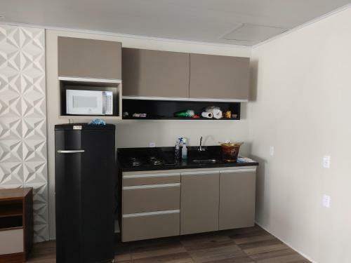 Linda Casa Com Piscina Em Itajub� A 1000mt Da Praia.