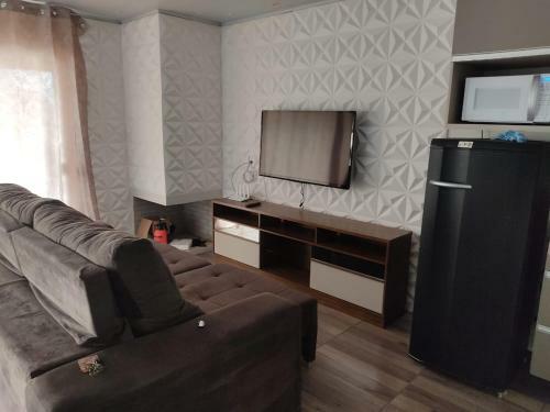 Linda Casa Com Piscina Em Itajub� A 1000mt Da Praia.